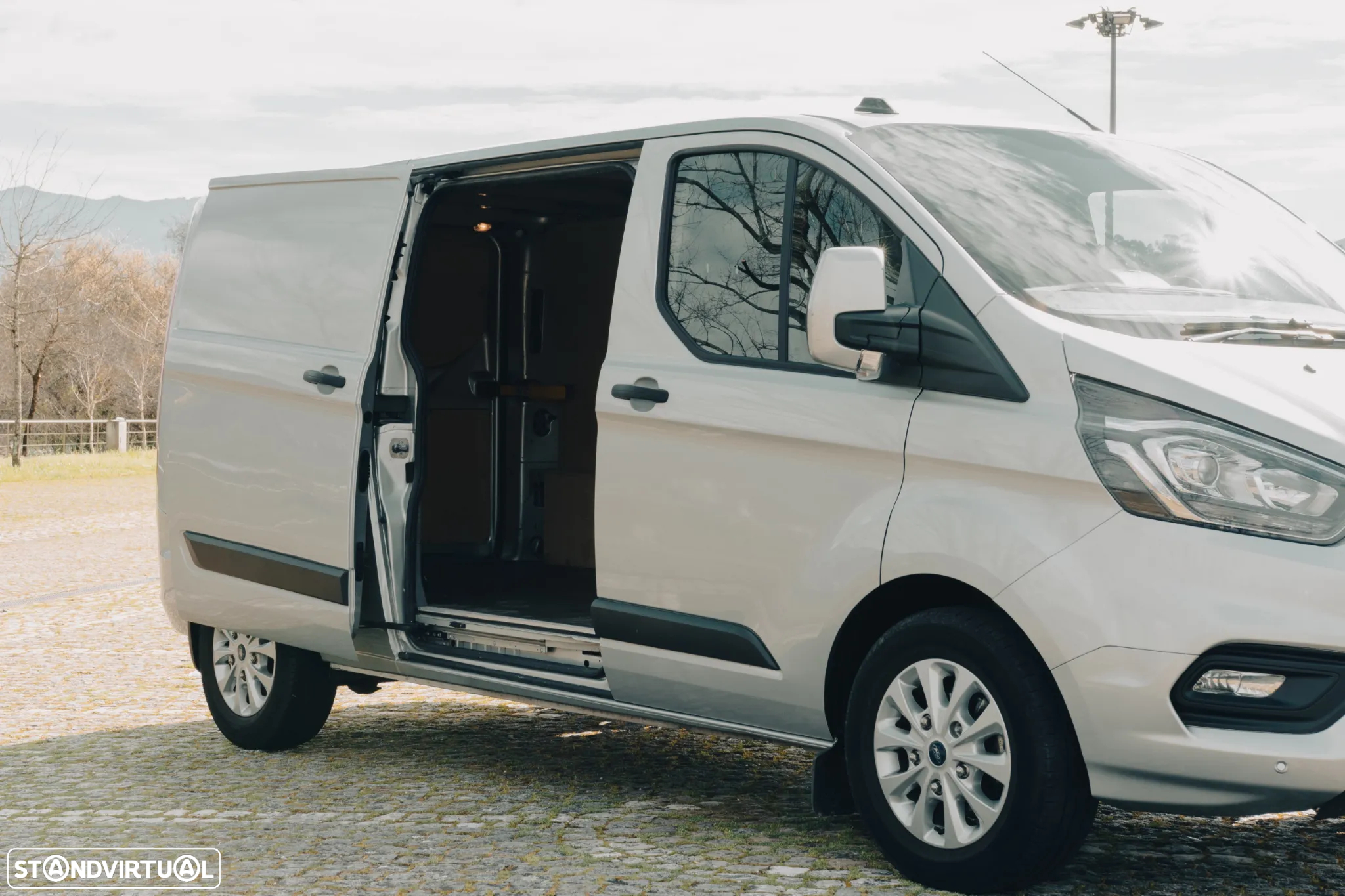Ford Transit Custom - 10