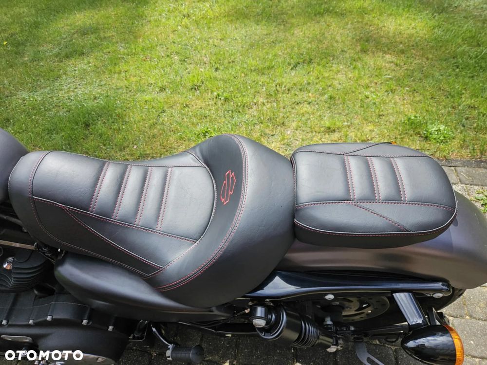Harley-Davidson Sportster Iron 883 - 7