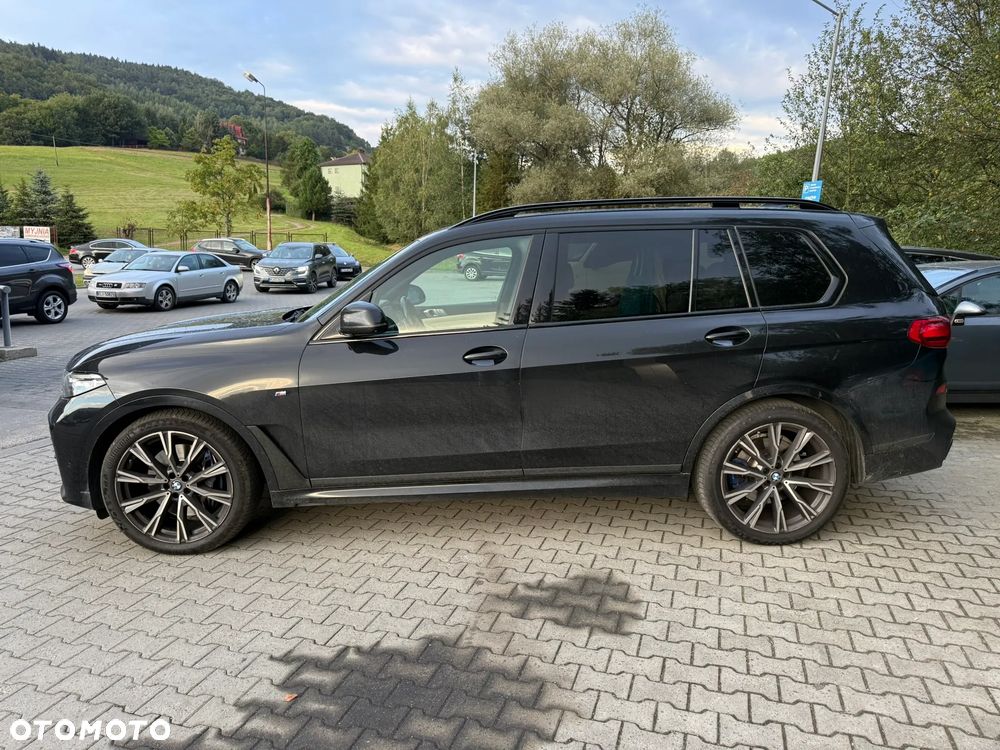 BMW X7 xDrive40d mHEV - 10