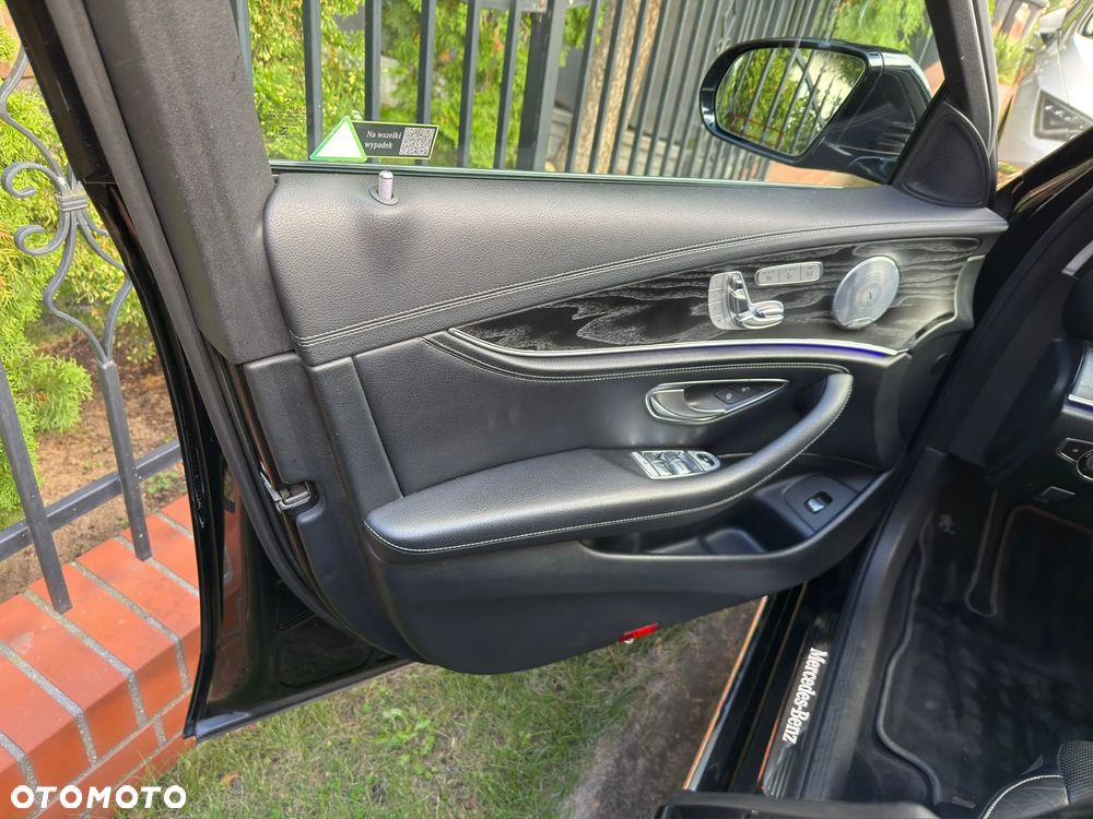 Mercedes-Benz Klasa E 350 d 9G-TRONIC - 19
