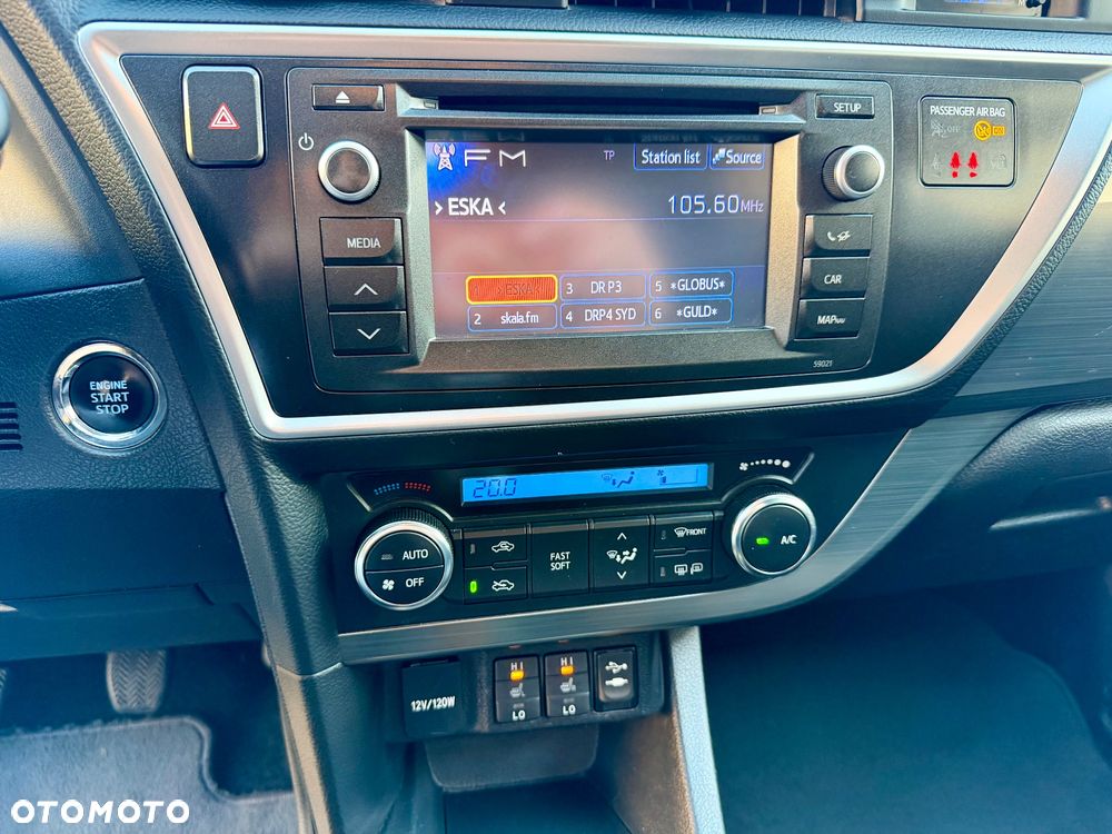 Toyota Auris 1.6 Premium Start - 19