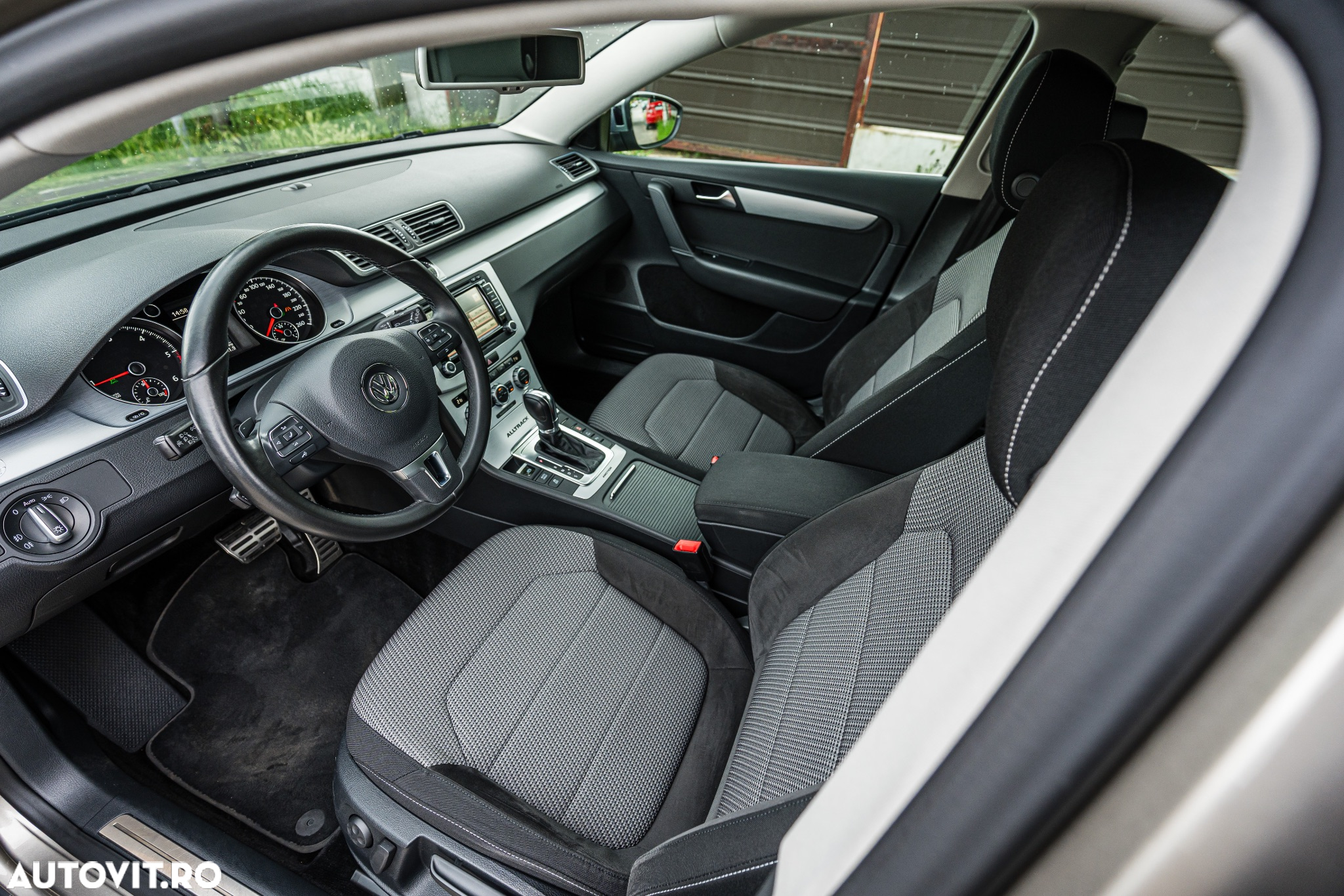 Volkswagen Passat Alltrack 2.0 TDI 4Motion DSG BlueMotion Tec - 17
