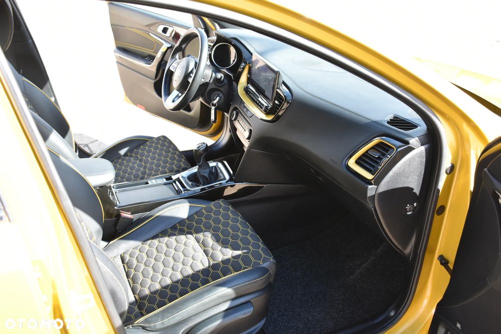 Kia XCeed 1.4 T-GDI OPF JBL SOUND EDITION - 17