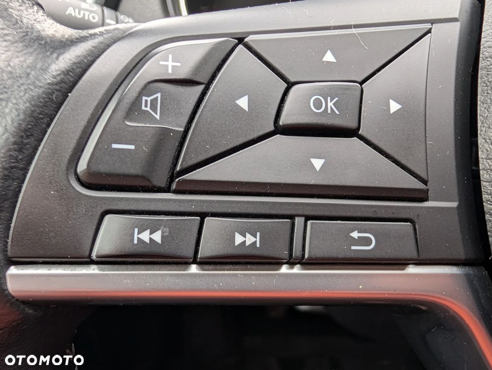 Nissan Qashqai 1.5 dCi N-Connecta - 28