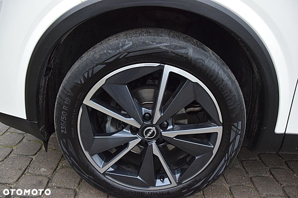 Nissan Qashqai 1.3 DIG-T MHEV Xtronic Tekna+ - 27