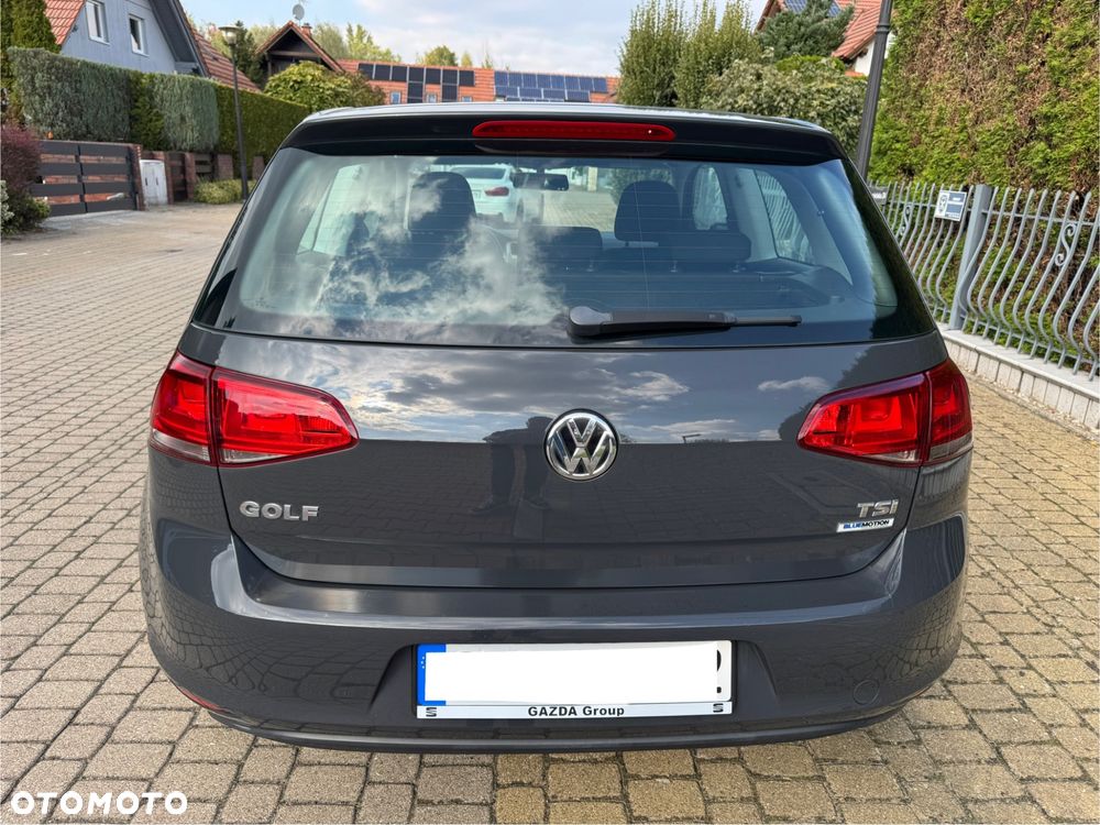 Volkswagen Golf - 14