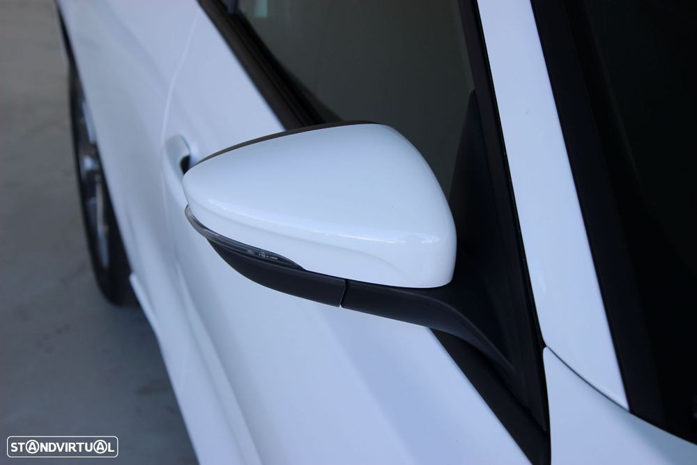 Ford Focus 1.0 EcoBoost MHEV ST-Line - 9