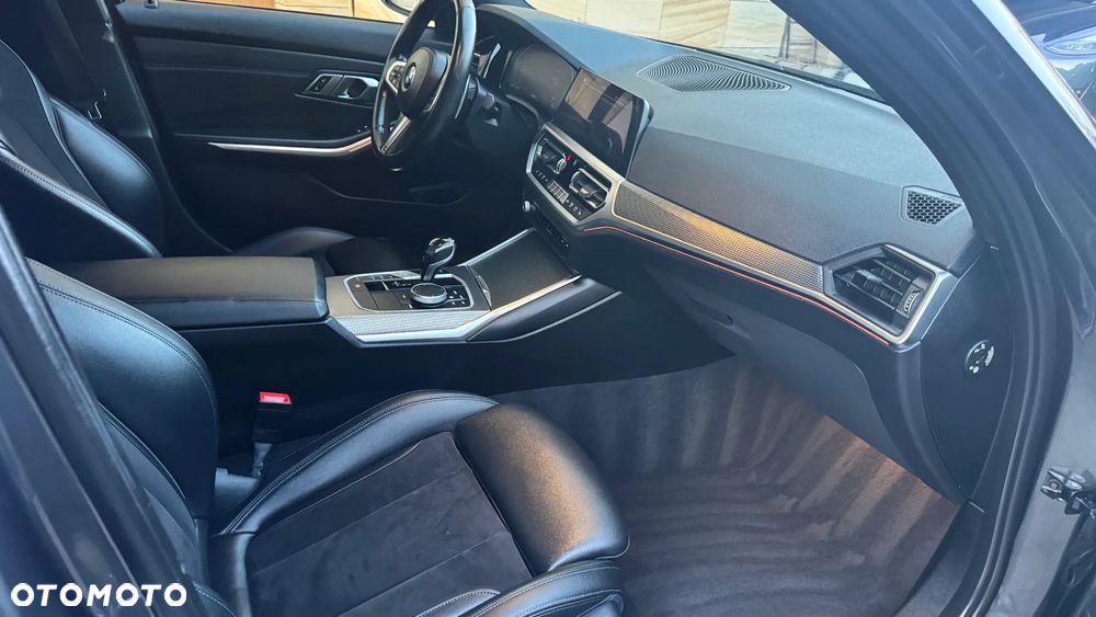 BMW Seria 3 320d M Sport Shadow sport - 26