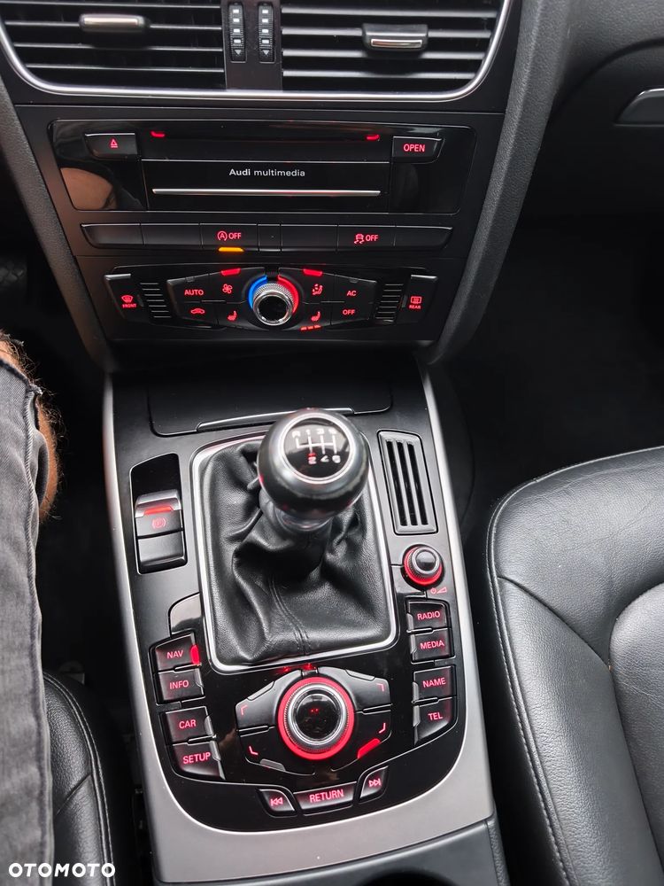 Audi A4 Avant 2.0 TDI DPF Ambiente - 17