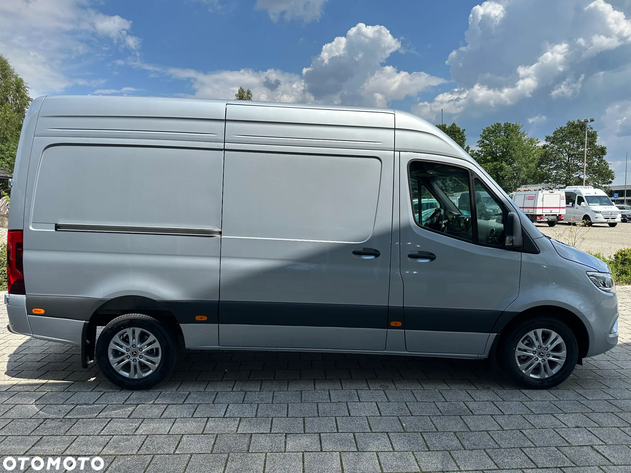 Mercedes-Benz Sprinter - 5