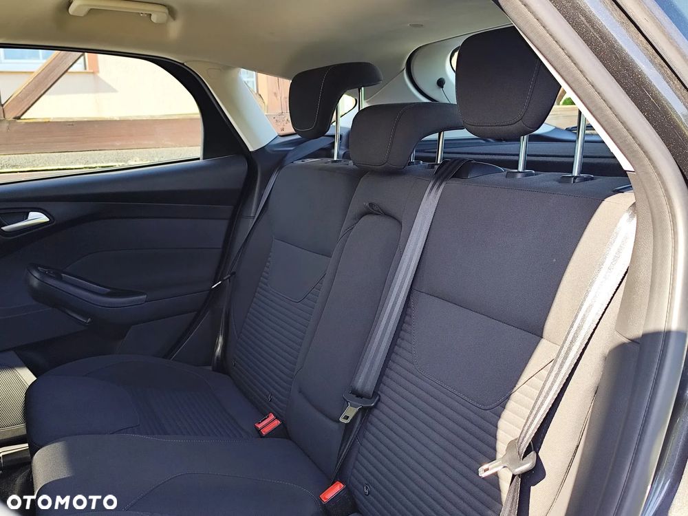 Ford Focus 1.5 EcoBlue STart-Stopp-System TITANIUM - 12