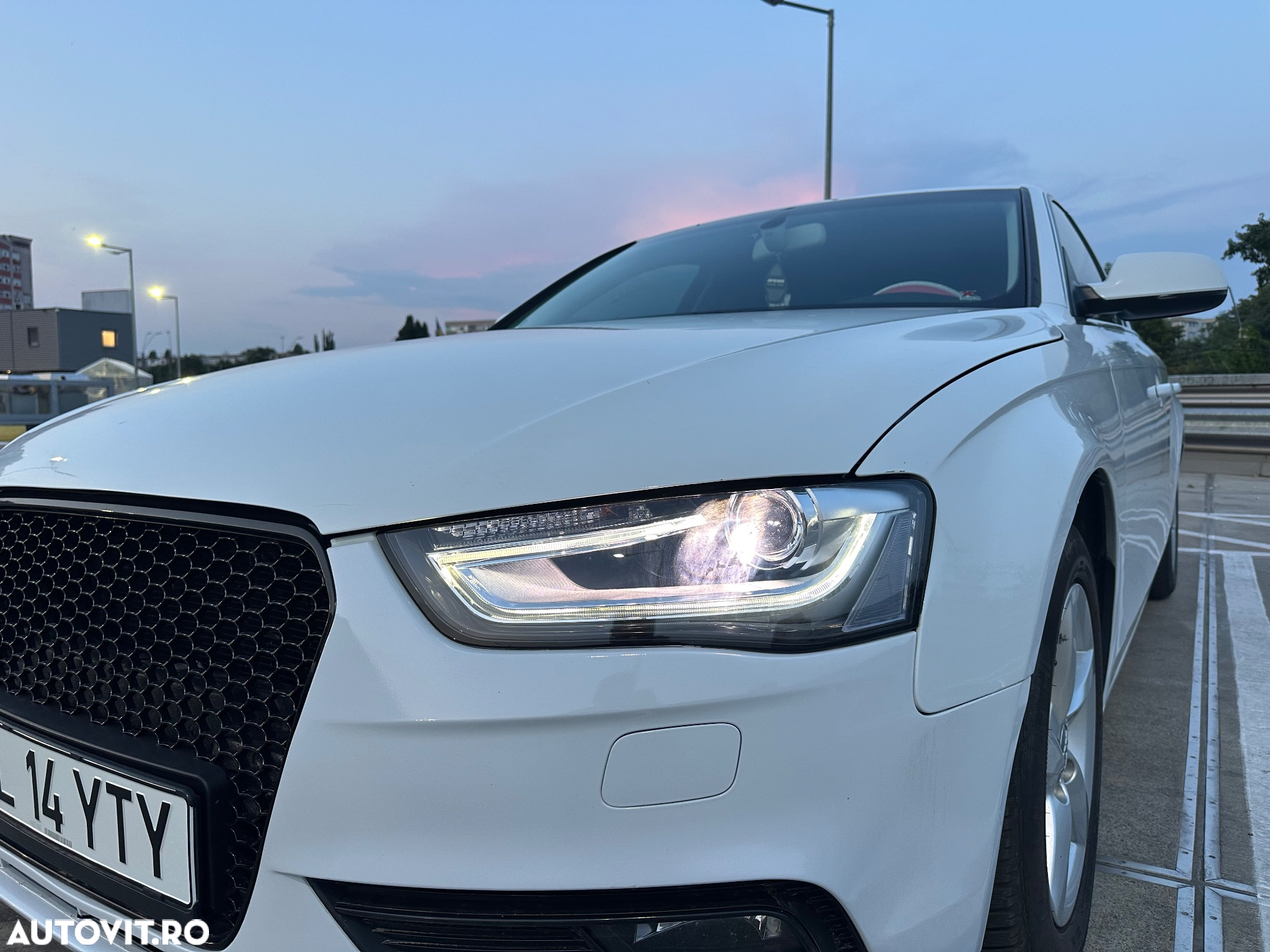 Audi A4 2.0 TDI B8 Multitronic - 11