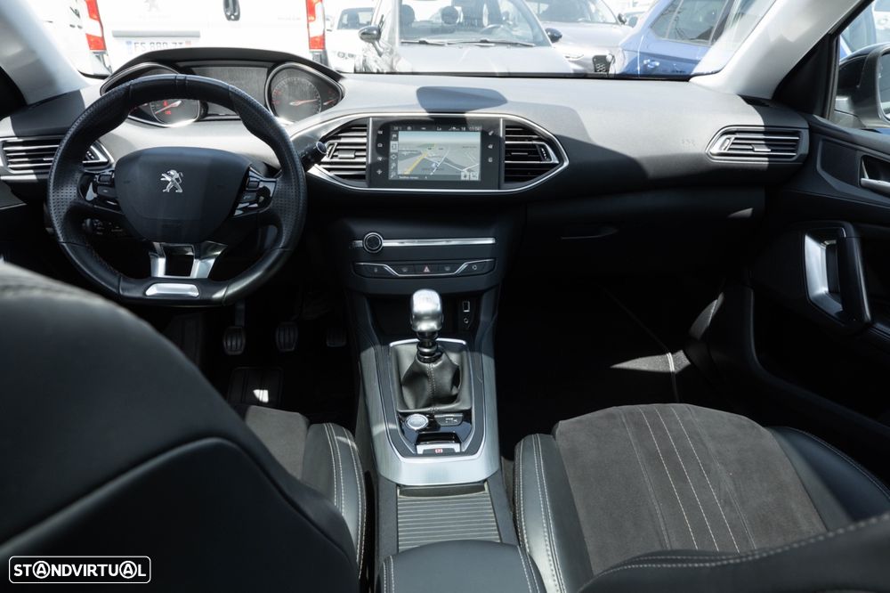 Peugeot 308 1.6 BlueHDi GT Line - 23
