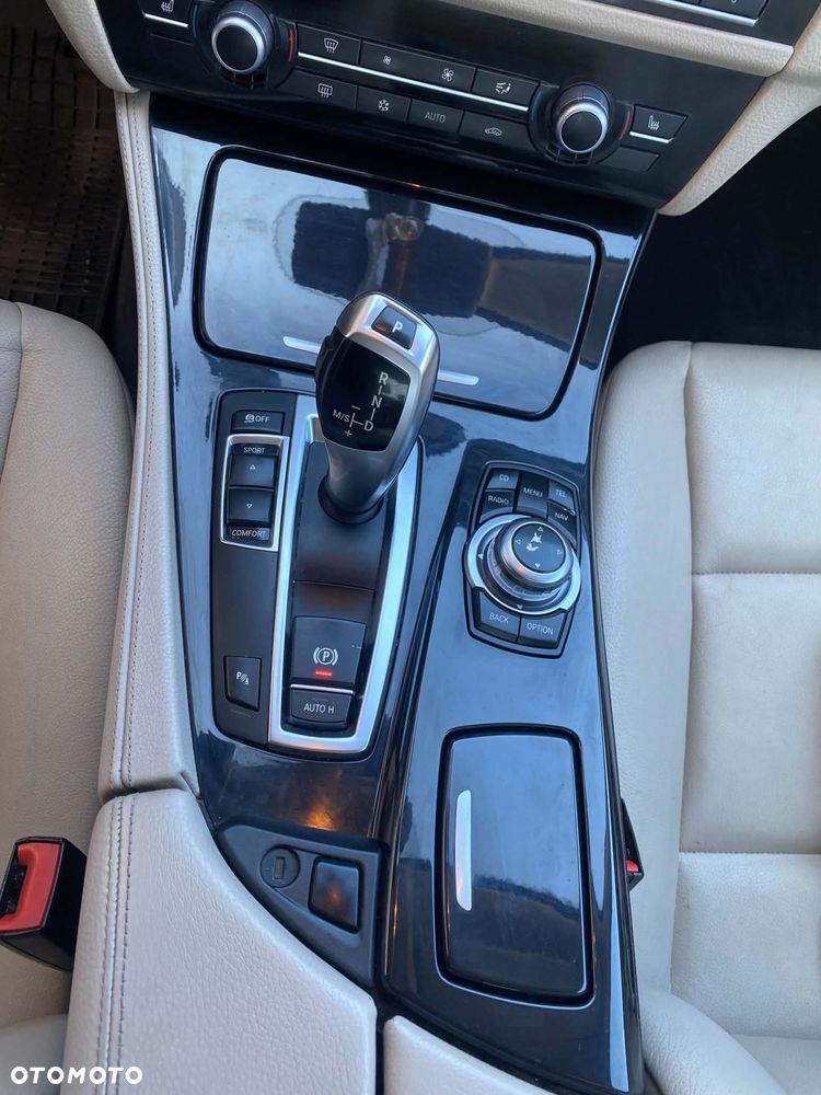BMW Seria 5 520d - 8