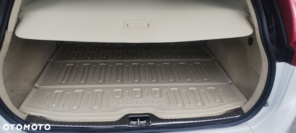 Volvo XC 60 - 8
