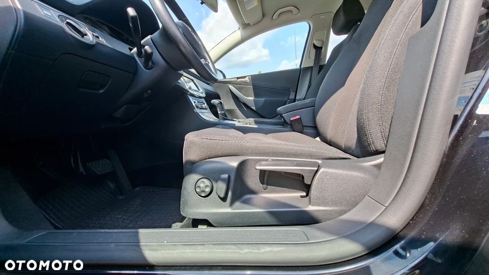 Volkswagen Passat 1.8 TSI Highline DSG - 18