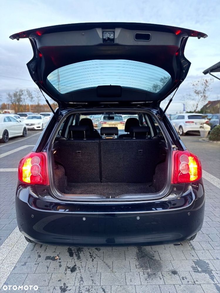 Toyota Auris 1.4 VVT-i Luna - 33