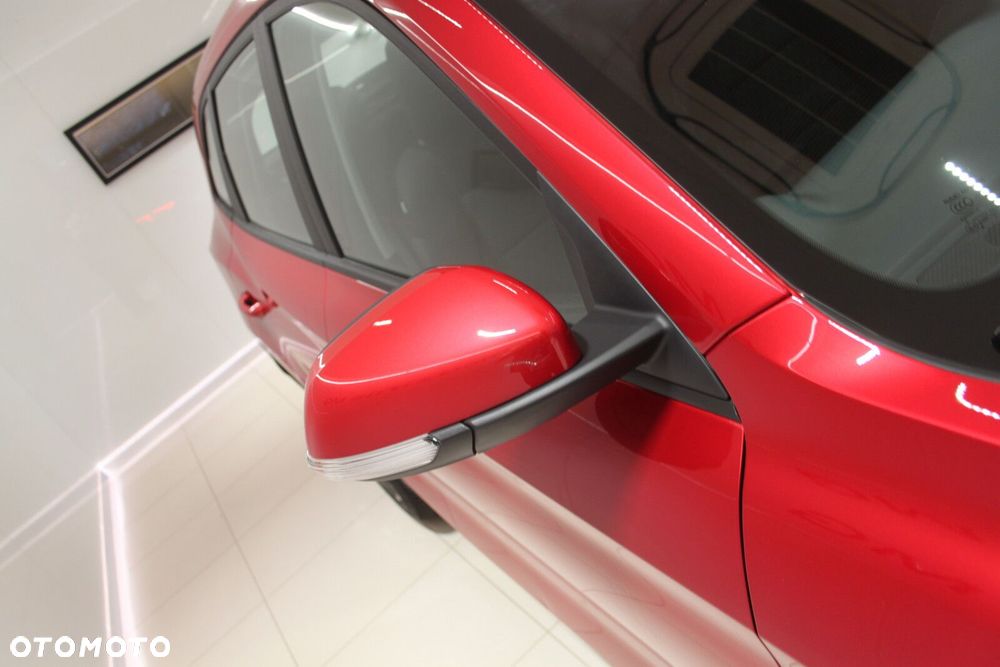 MG ZS - 10
