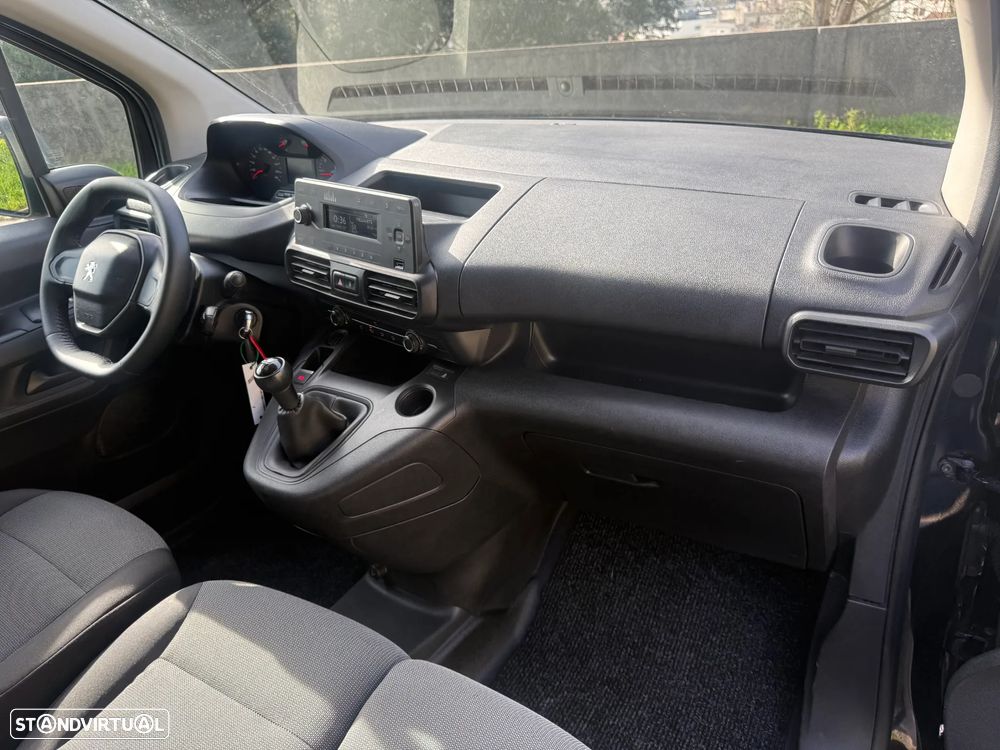 Peugeot Partner - 13