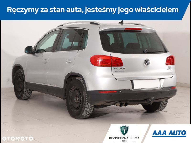 Volkswagen Tiguan - 5
