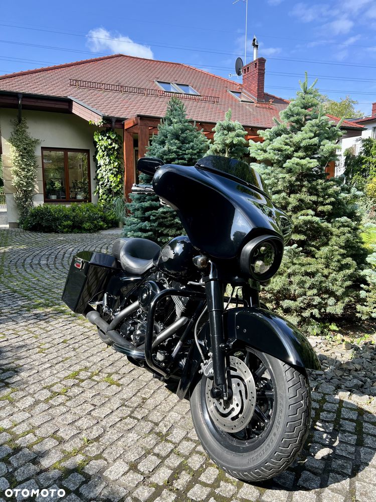 Harley-Davidson FLHT Electra Glide Standard - 1