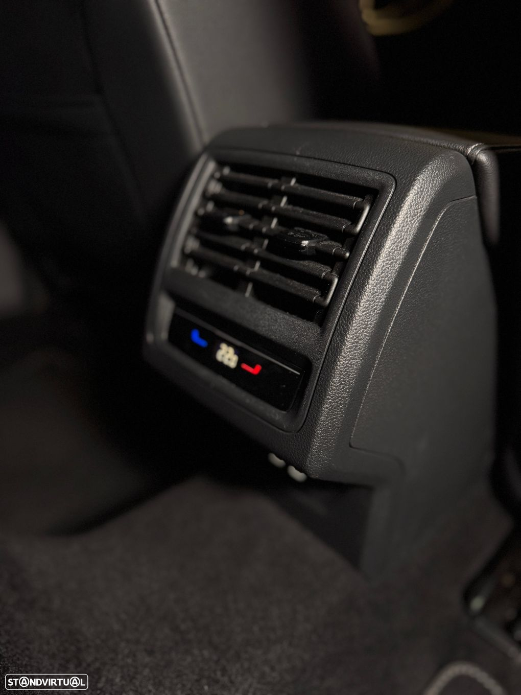 VW Golf 2.0 TDI GTD DSG - 51