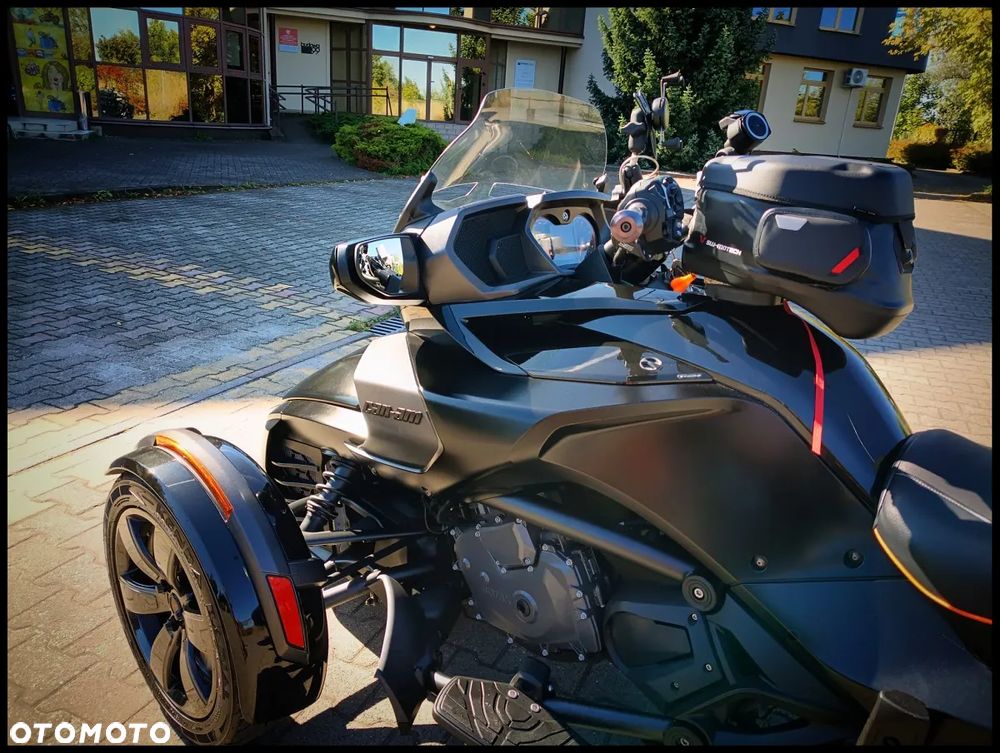 Can-Am Spyder - 5