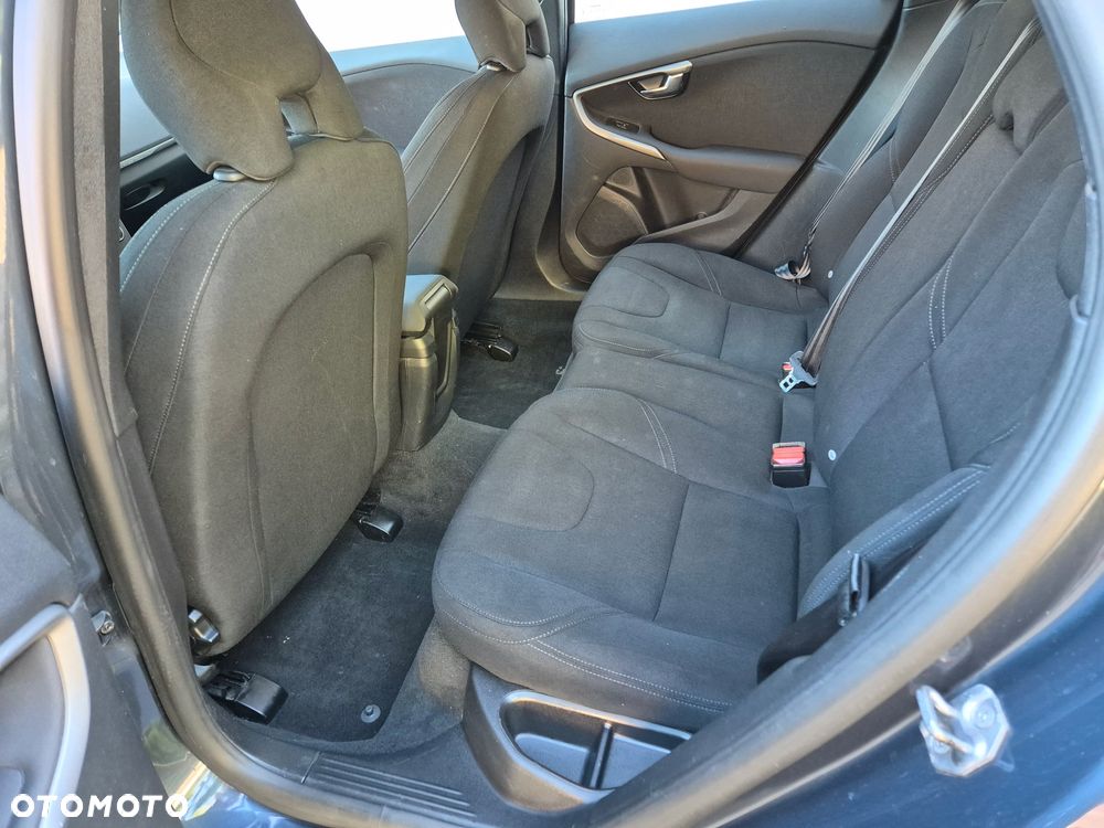 Volvo V40 Cross Country T3 Kinetic - 32