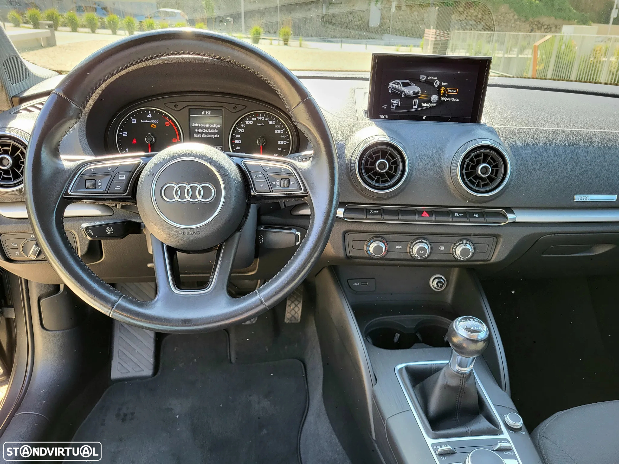 Audi A3 Limousine 1.6 TDI Design - 15