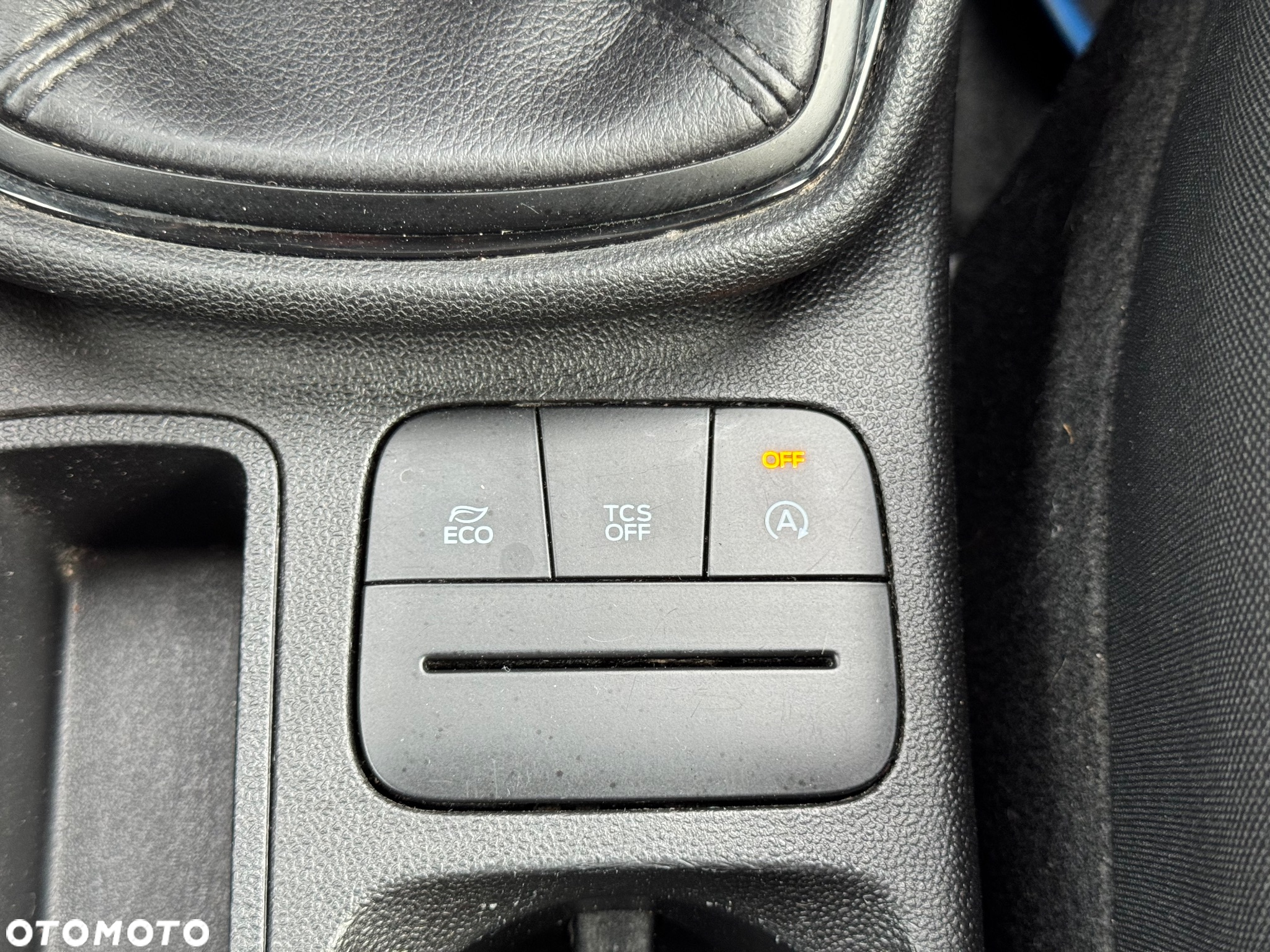 Ford Fiesta 1.1 S&S COOL&CONNECT - 20