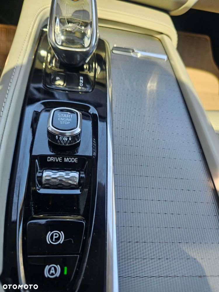 Volvo XC 90 B5 D AWD Inscription - 17