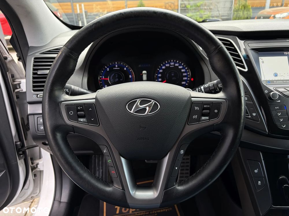 Hyundai i40 Kombi 1.7 CRDi DCT Premium - 22