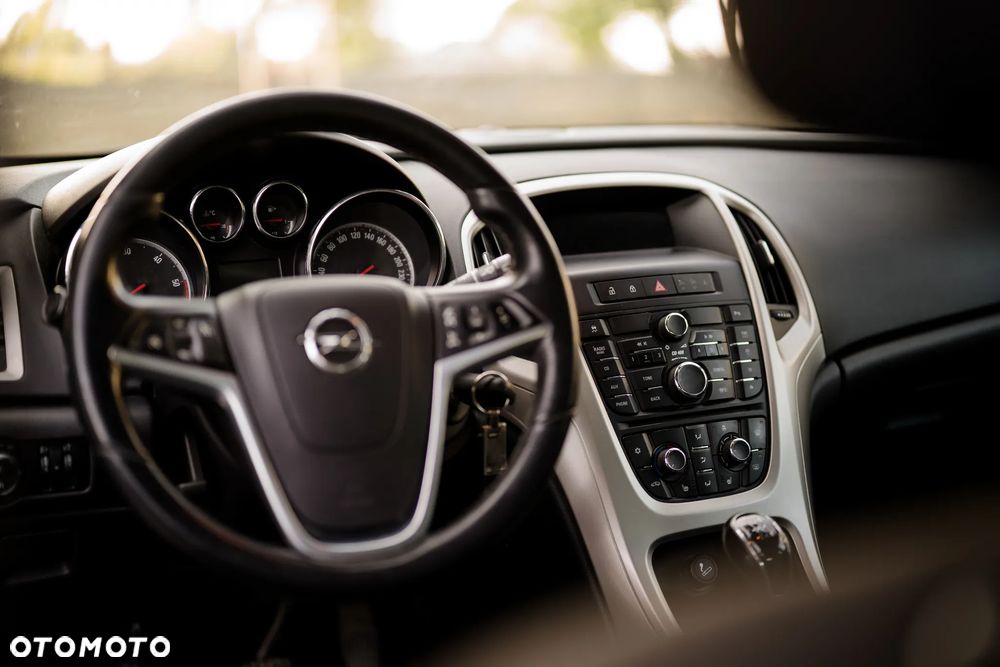 Opel Astra 1.7 CDTI - 10