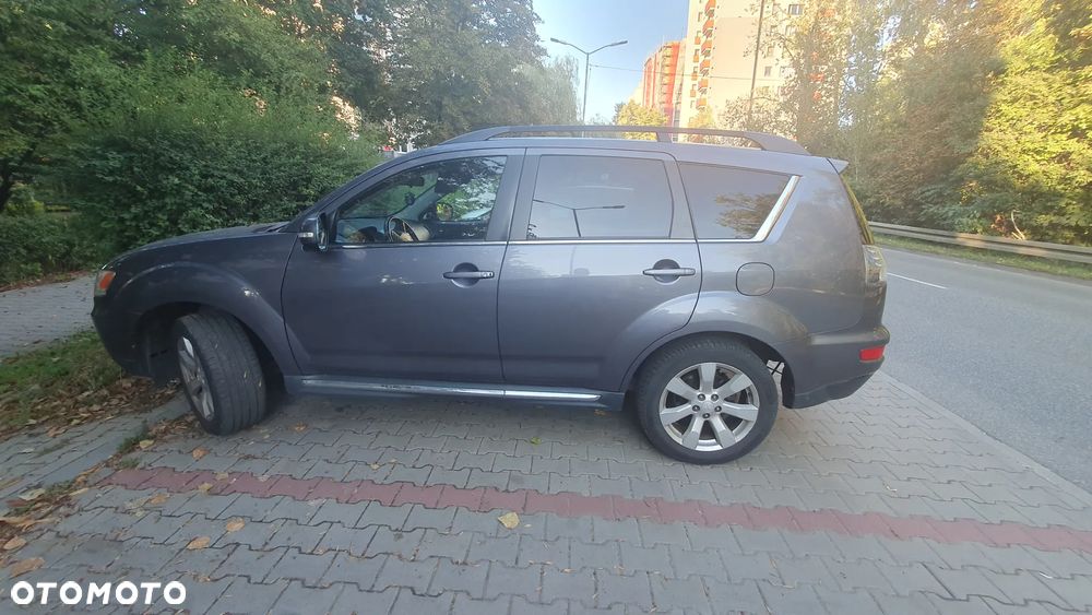 Mitsubishi Outlander 2.0 Intense + 2WD EU5 - 15