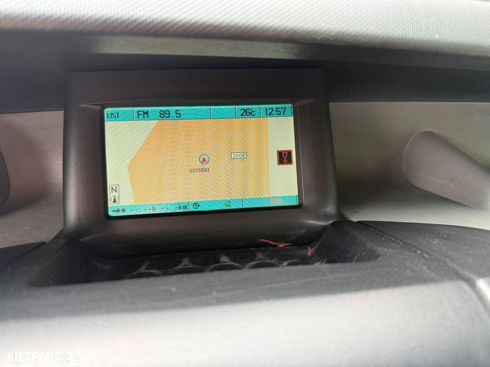 Renault Trafic - 20
