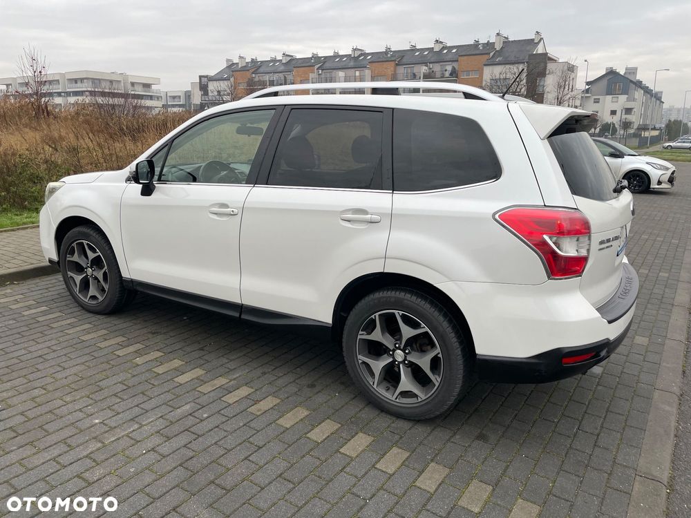 Subaru Forester 2.0XT Platinum Lineartronic EU6 - 4