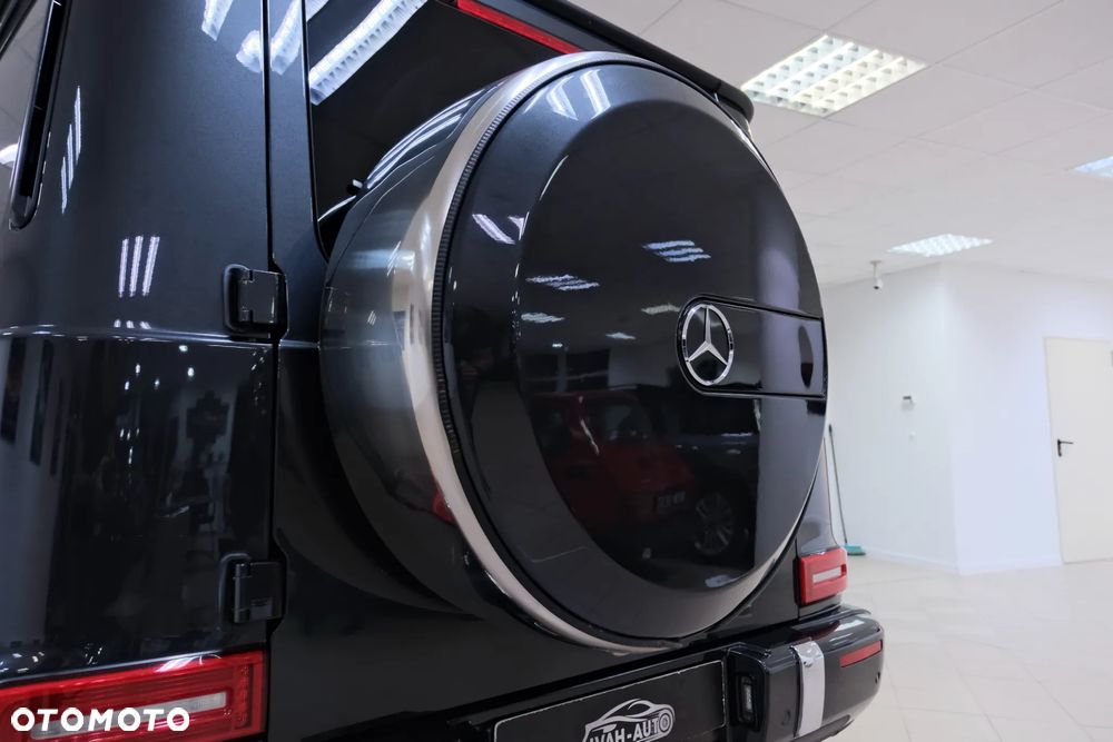 Mercedes-Benz Klasa G 500 9G-TRONIC Exclusive - 12