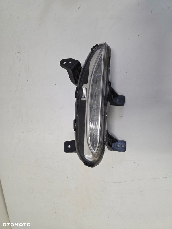 Halogen led DRL prawy HYUNDAI I30 III N 92208-S0