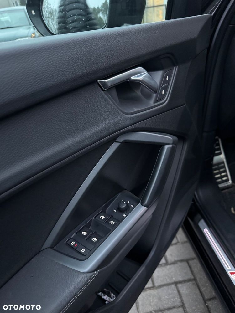 Audi Q3 ver-35-tfsi-s-line - 10