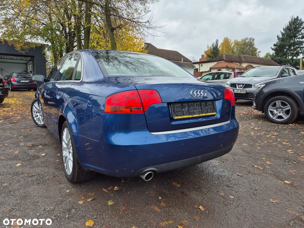 Audi A4 Limousine ver-avant-2-0 - 7