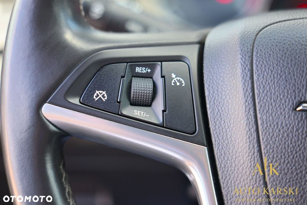 Opel Insignia - 23
