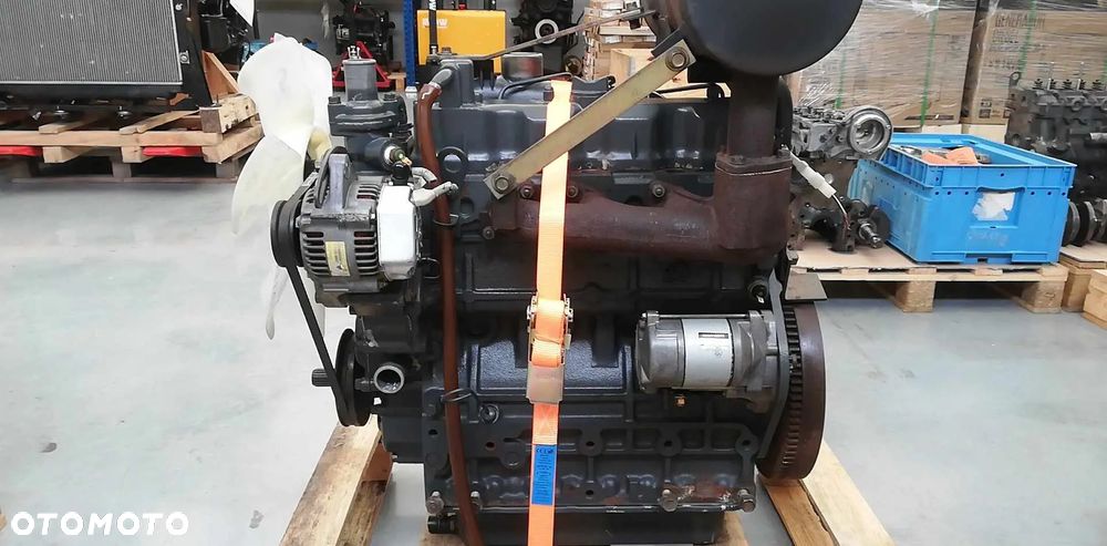 SILNIK KUBOTA V2203 - CL1305 35.9 kW 14552 netto - 4