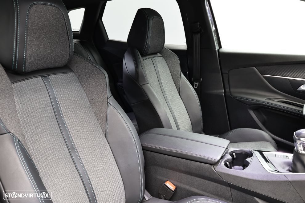 Peugeot 3008 1.2 PureTech Allure Pack - 20