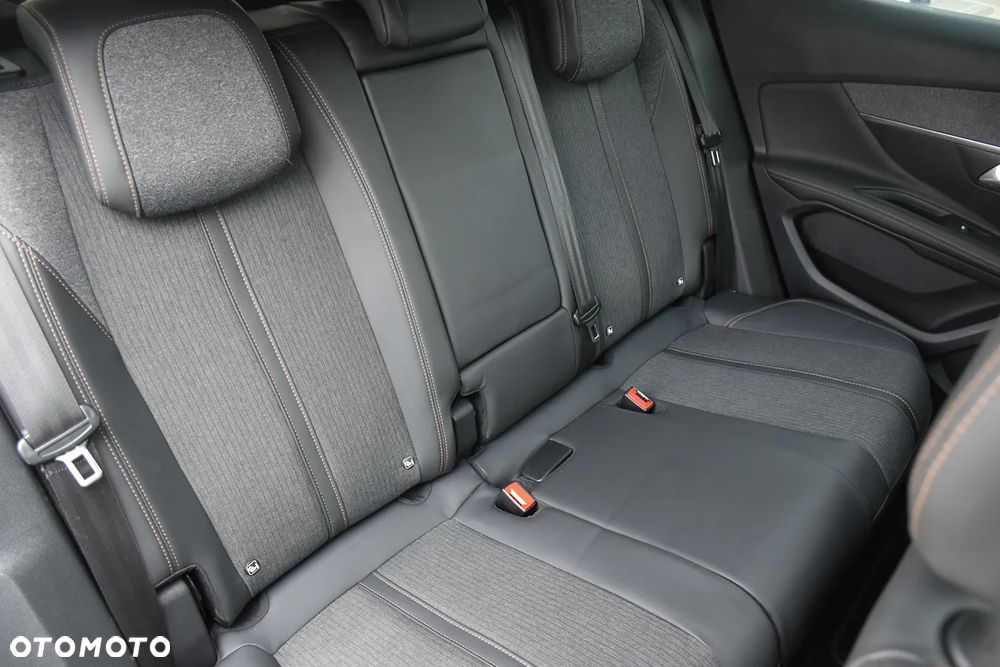 Peugeot 3008 BlueHDi 150 Stop & Start Allure - 35