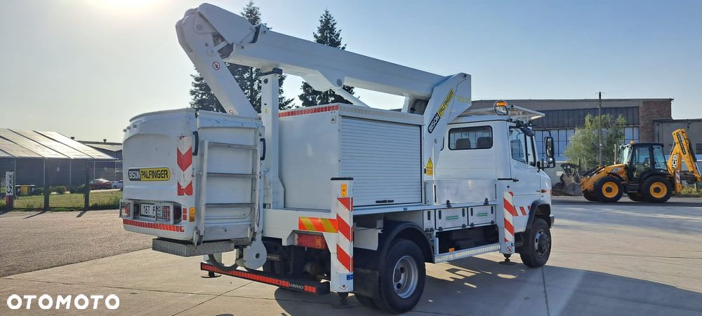 Mercedes-Benz Vario - 6