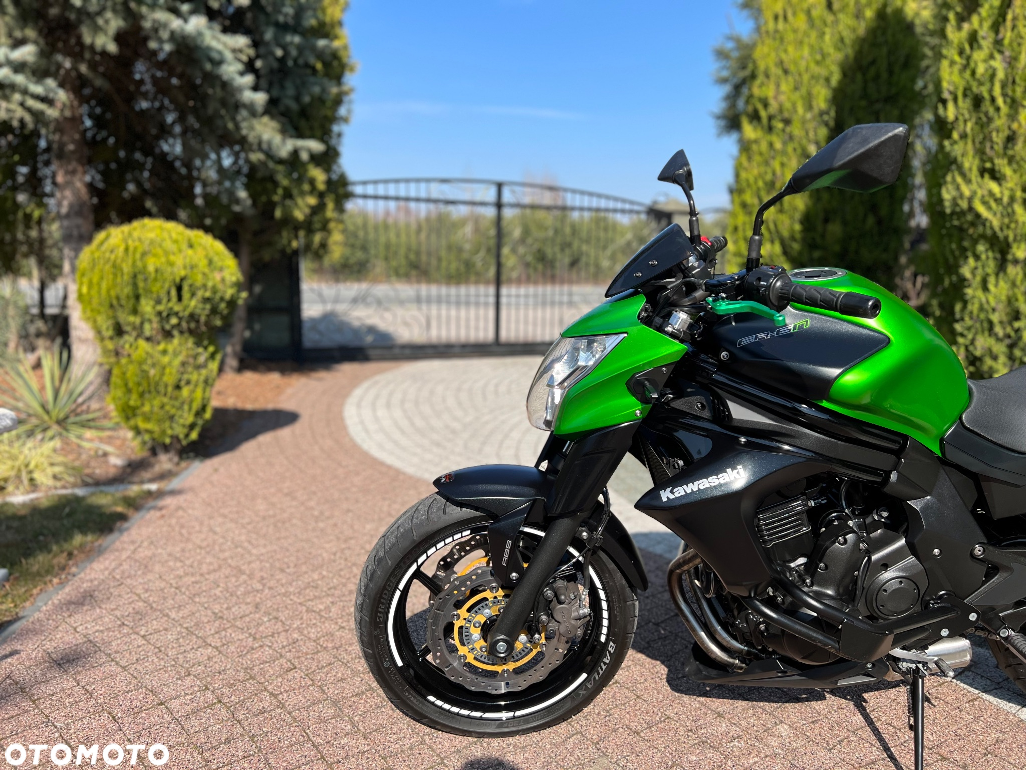 Kawasaki ER - 26