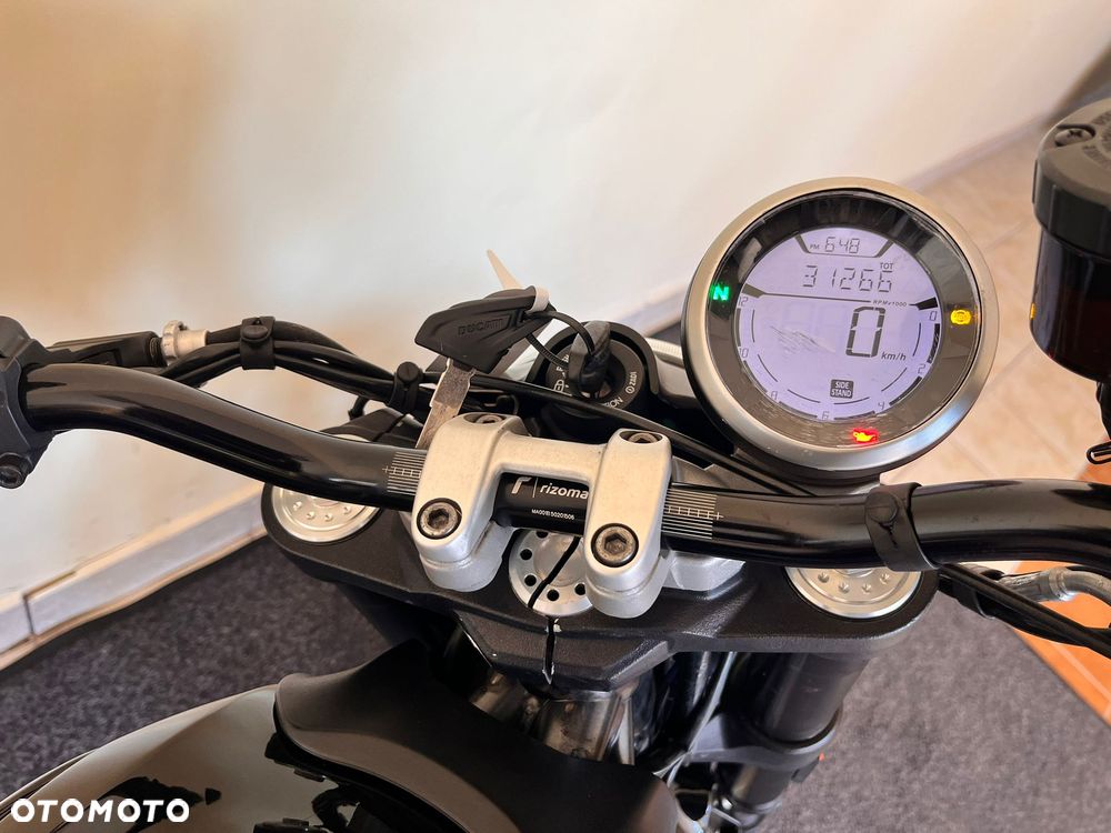 Ducati Scrambler - 13
