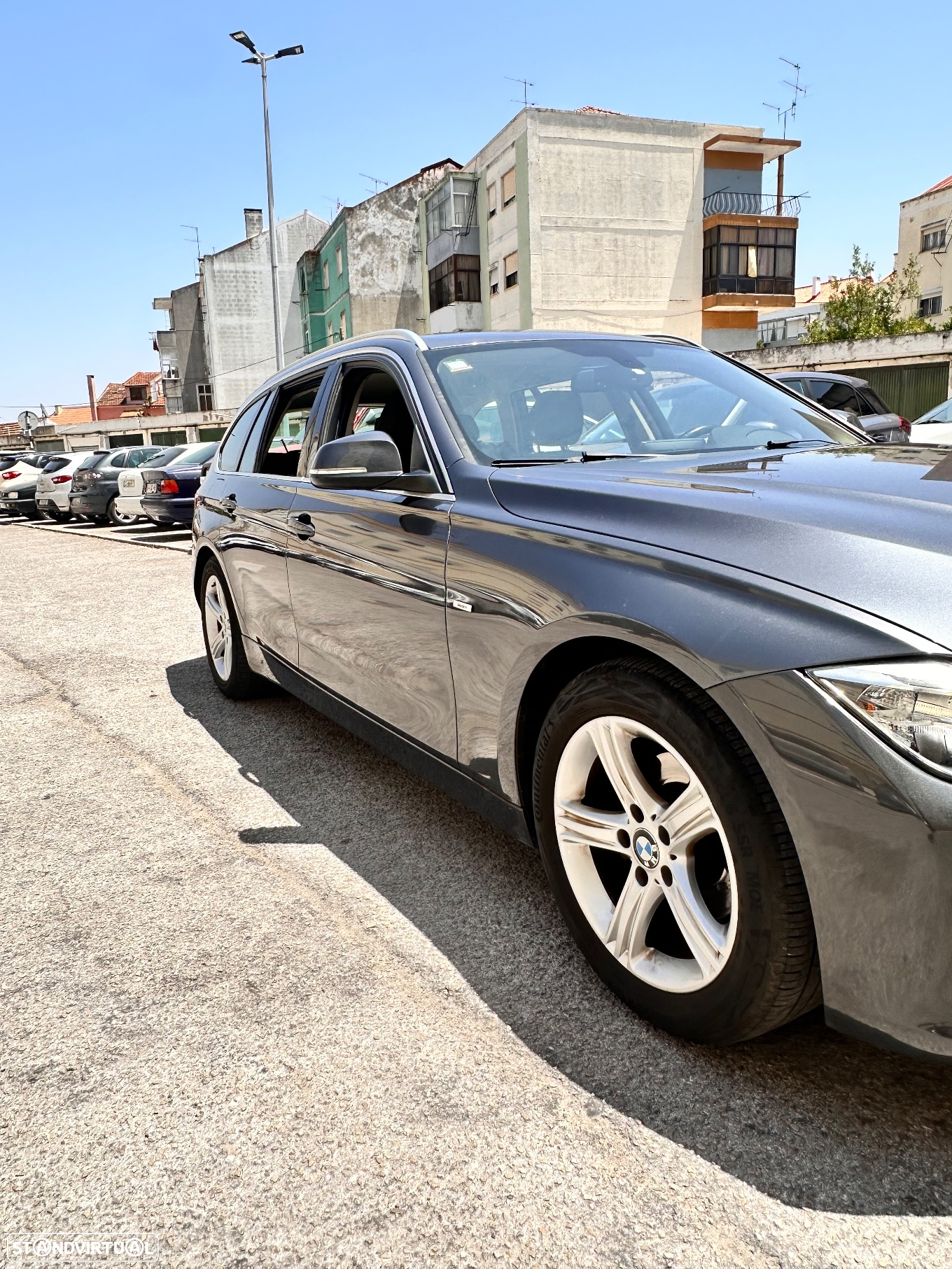 BMW 318 d Touring Aut. Modern Line - 2