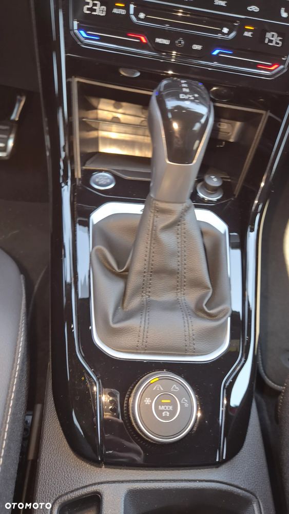 Volkswagen T-Roc 2.0 TSI 4Motion R-Line Plus DSG - 16