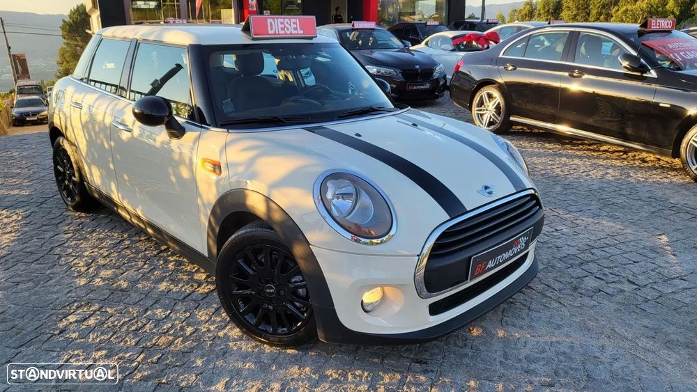 MINI 5 Portas One D - 15